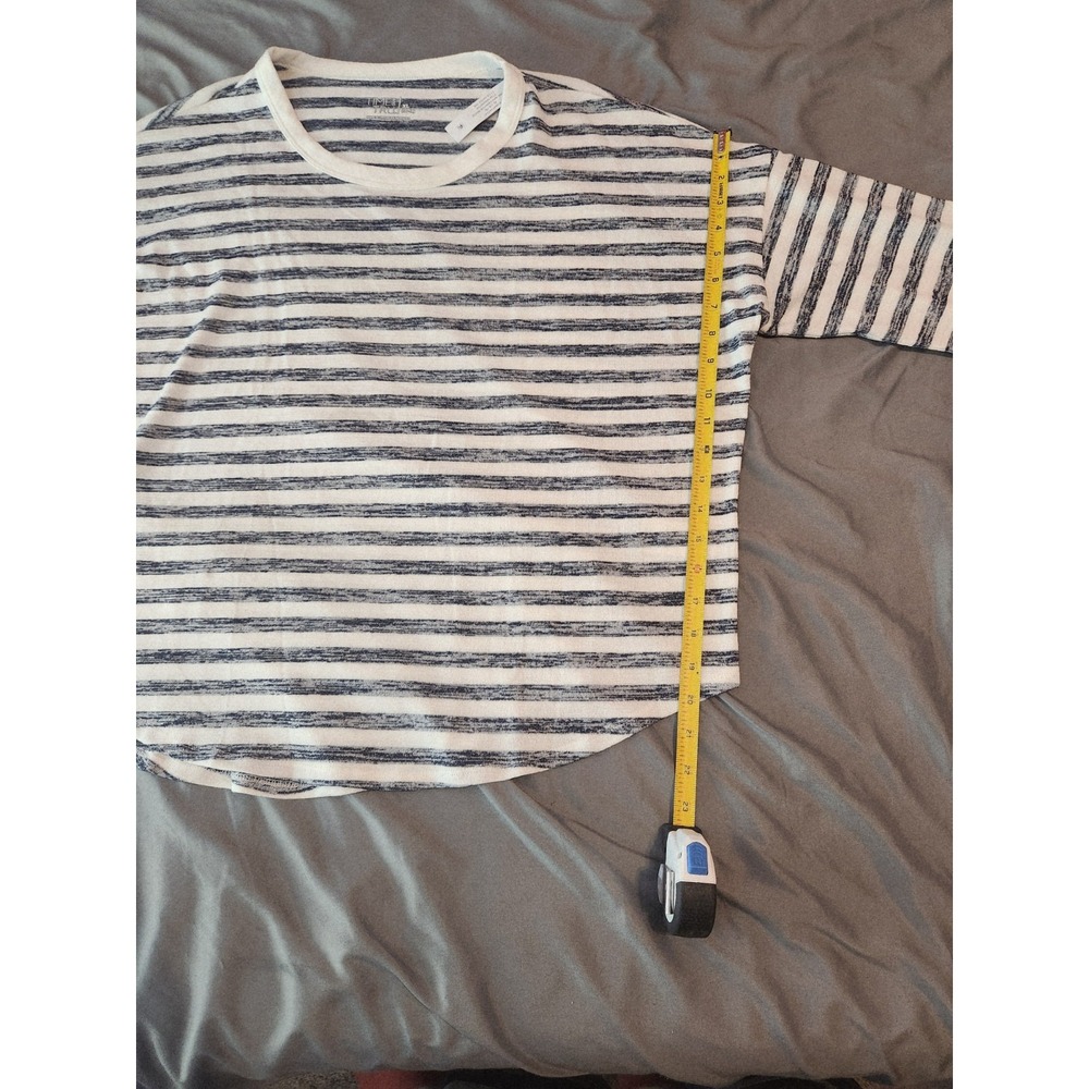 Time and True Womens top size xl - Picture 3 of 9